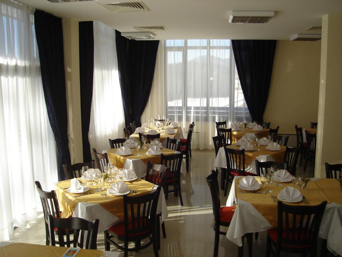 Nice Hotel 潘波洛沃 外观 照片
